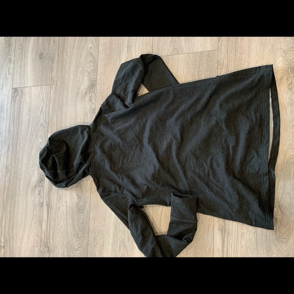 Roots pull over sweatshirt - Picture 3 of 4